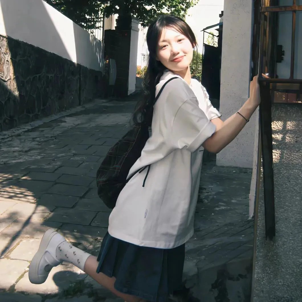 四季如秋 海报